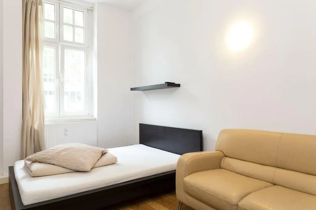 Sc68 - Private Rooms Berlin